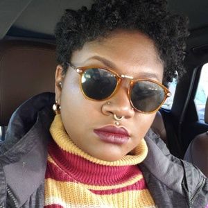 Meet your Posher, Alyssa